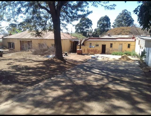 7 BEDROOM HOUSE FOR SALE IN ROSETTENVILLE